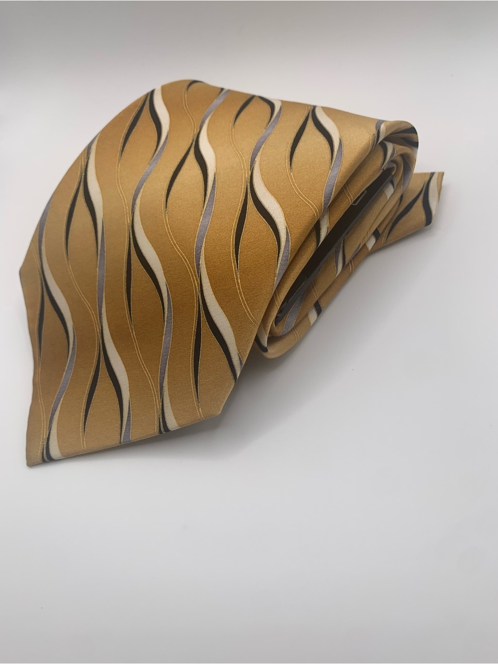 Puritan Gold Wavy Stripe Tie with Cream & Black Accents NWOT